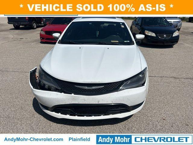 used 2015 Chrysler 200 car, priced at $5,000