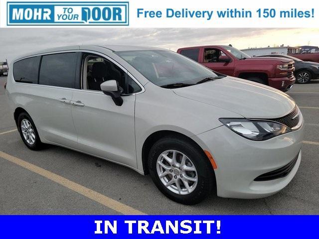 used 2017 Chrysler Pacifica car