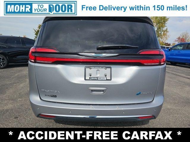 used 2021 Chrysler Pacifica Hybrid car, priced at $21,100