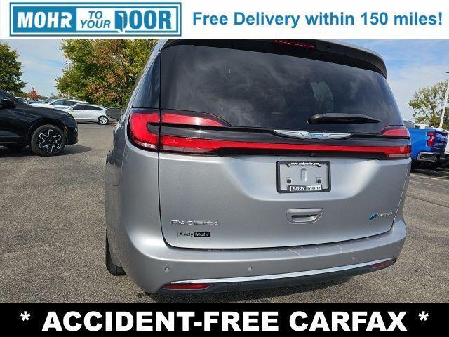 used 2021 Chrysler Pacifica Hybrid car, priced at $21,100