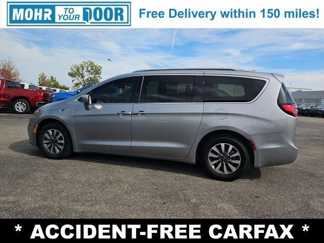 used 2021 Chrysler Pacifica Hybrid car, priced at $21,100