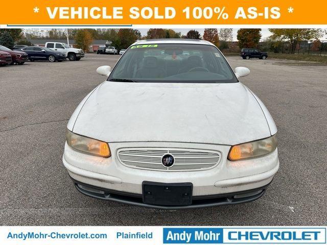 used 2002 Buick Regal car, priced at $2,500
