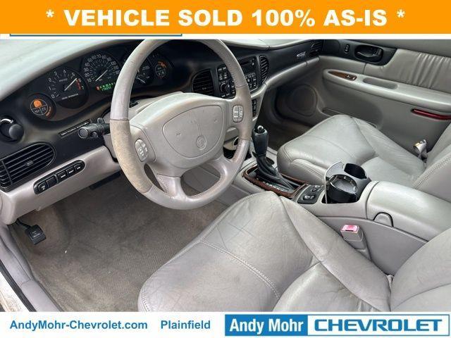 used 2002 Buick Regal car, priced at $2,500