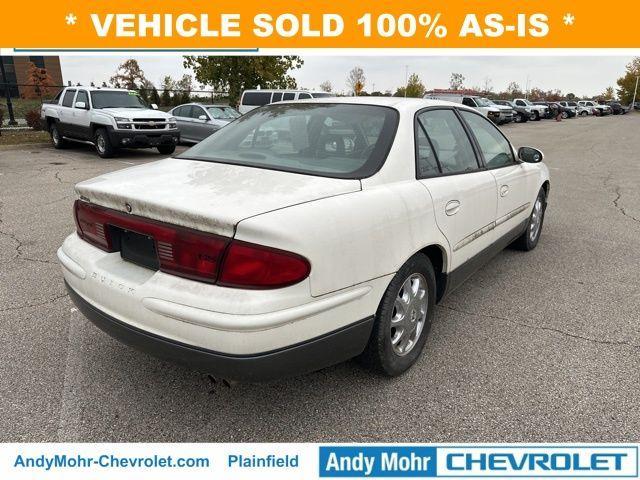 used 2002 Buick Regal car, priced at $2,500