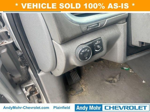 used 2015 Chevrolet Traverse car, priced at $4,000