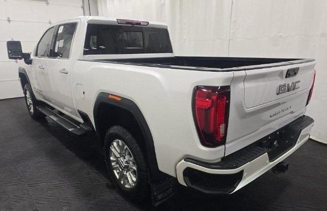 used 2022 GMC Sierra 2500 car, priced at $59,337