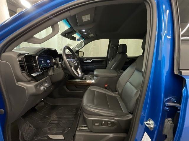 used 2023 GMC Sierra 1500 car, priced at $45,639