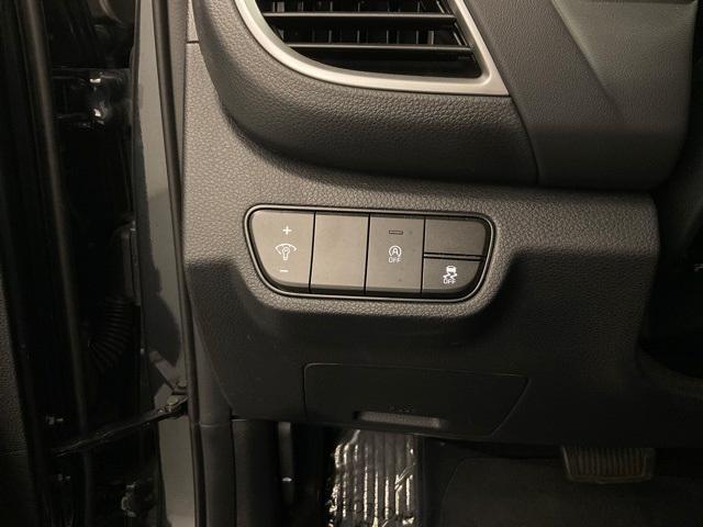 used 2025 Kia Seltos car, priced at $24,846