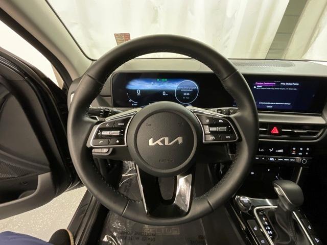 used 2025 Kia Seltos car, priced at $24,846