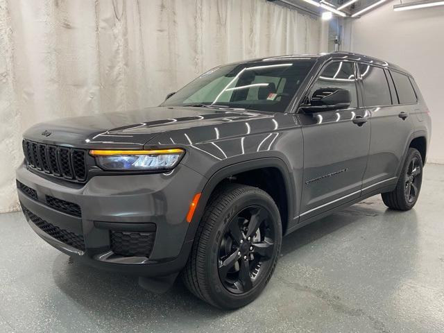 new 2025 Jeep Grand Cherokee L car, priced at $43,968