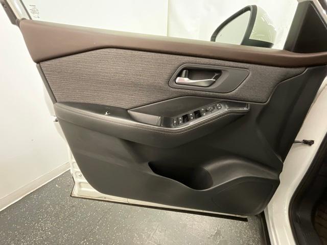 used 2021 Nissan Rogue car, priced at $17,999
