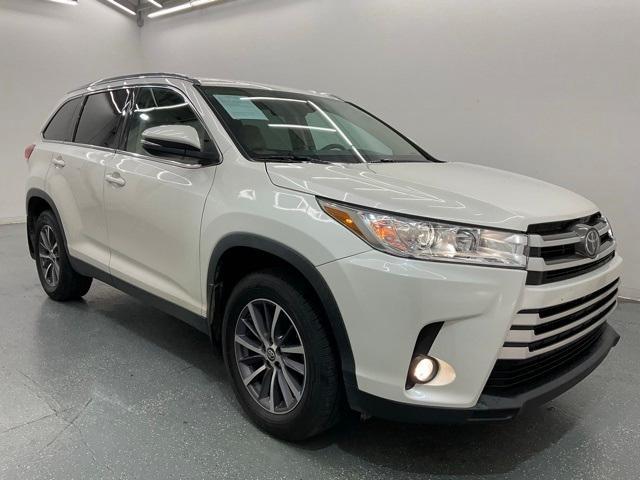 used 2019 Toyota Highlander car, priced at $22,997