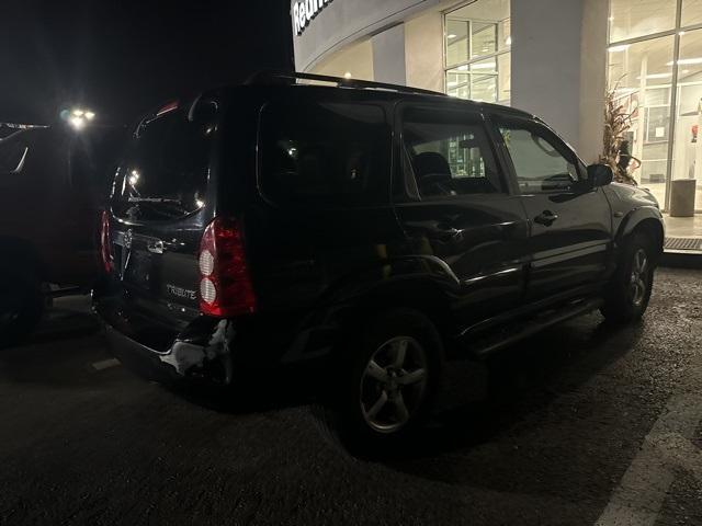 used 2005 Mazda Tribute car, priced at $3,495