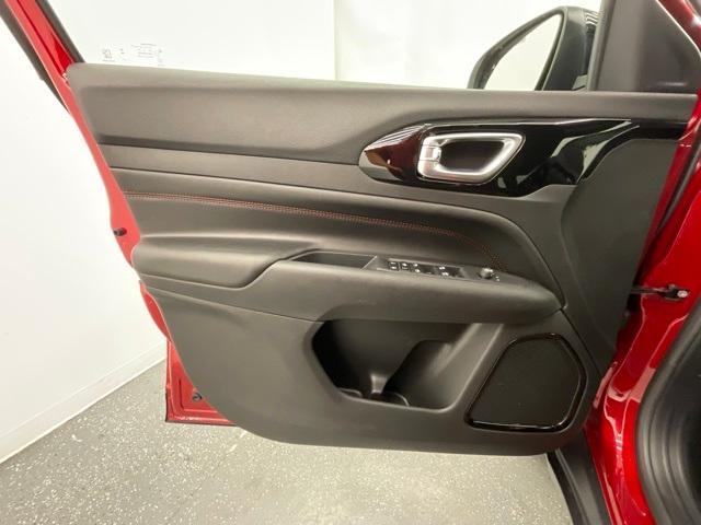 new 2025 Jeep Compass car, priced at $32,458