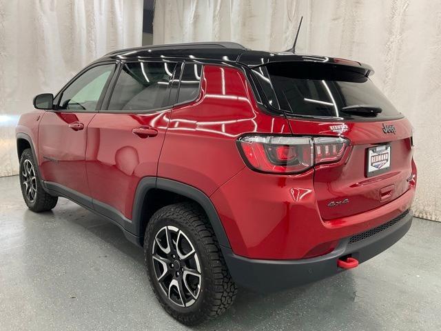 new 2025 Jeep Compass car, priced at $32,458