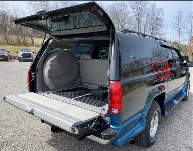 used 1996 Chevrolet Suburban car, priced at $35,050