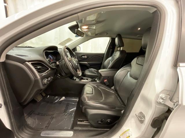 used 2019 Jeep Cherokee car, priced at $19,606