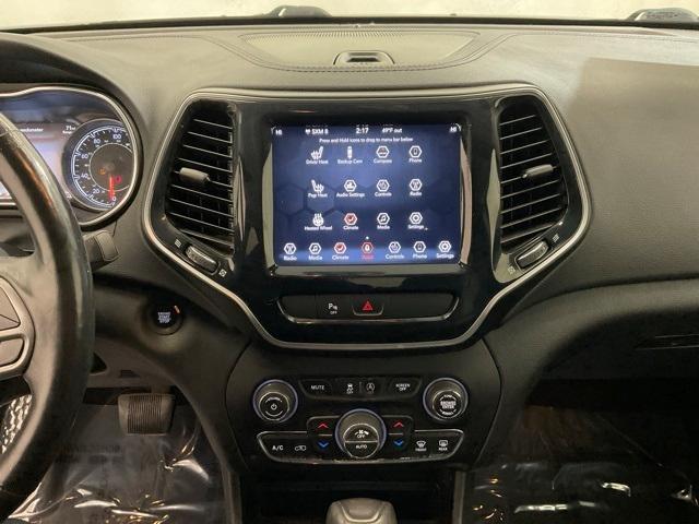 used 2019 Jeep Cherokee car, priced at $19,606