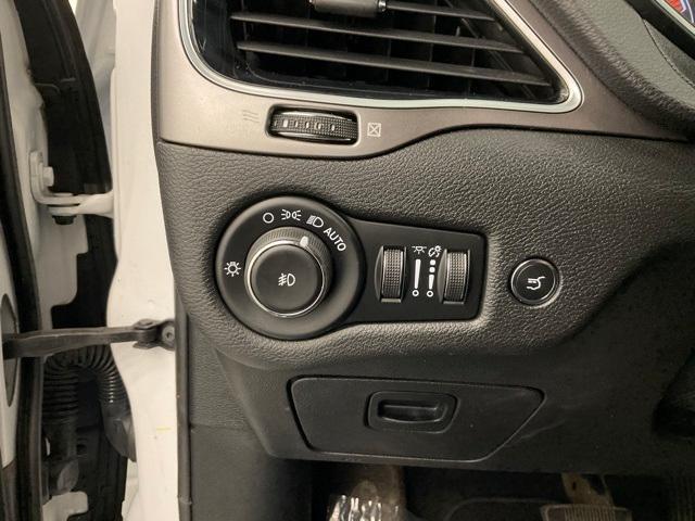 used 2019 Jeep Cherokee car, priced at $19,606