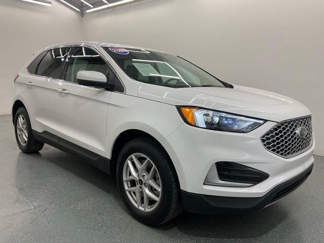 used 2024 Ford Edge car, priced at $24,800