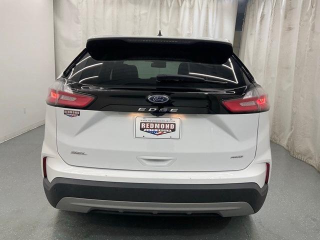 used 2024 Ford Edge car, priced at $24,800