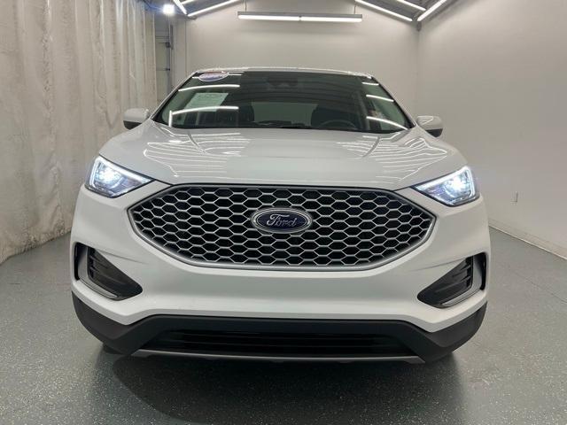 used 2024 Ford Edge car, priced at $24,800