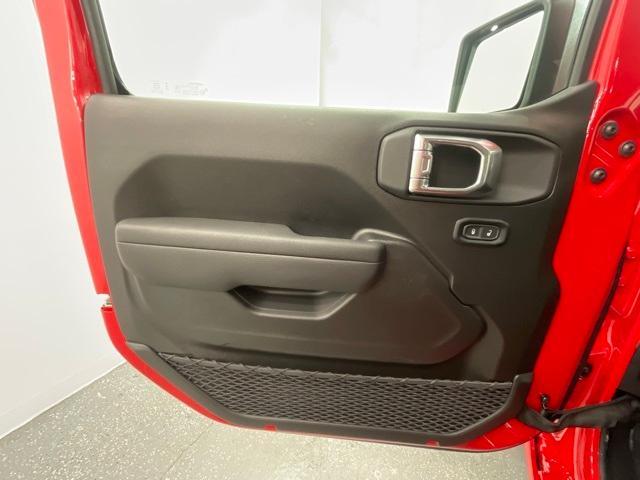 new 2026 Jeep Wrangler car, priced at $42,608