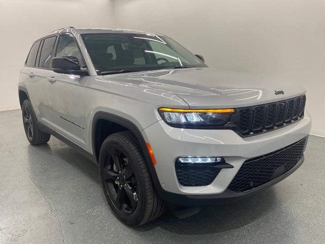 new 2024 Jeep Grand Cherokee car, priced at $44,600