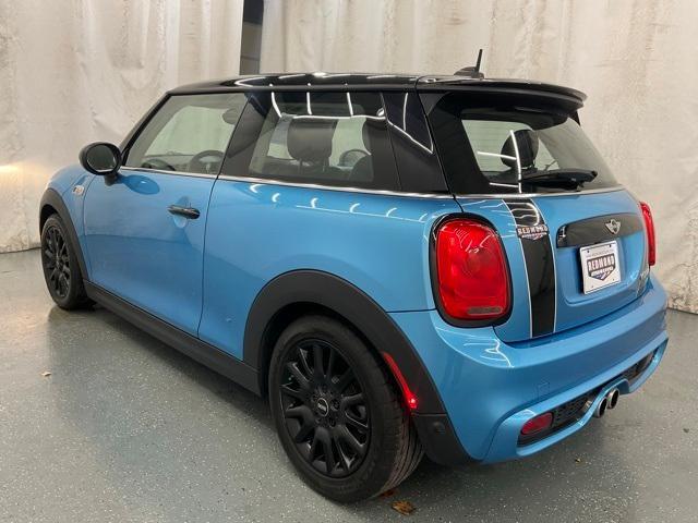 used 2018 MINI Hardtop car, priced at $13,900