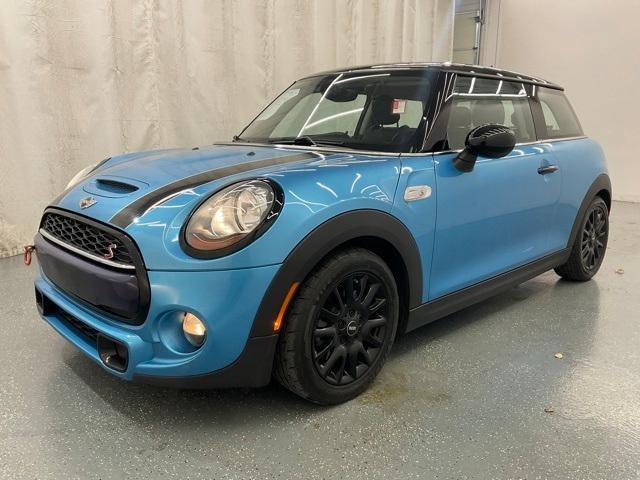 used 2018 MINI Hardtop car, priced at $13,900