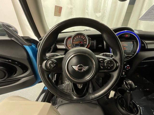 used 2018 MINI Hardtop car, priced at $13,900