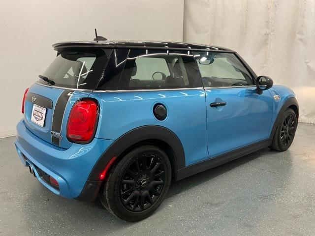 used 2018 MINI Hardtop car, priced at $13,900