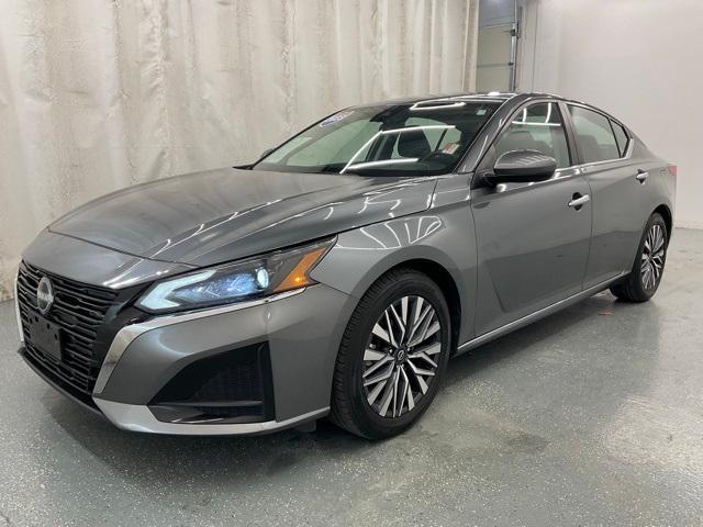 used 2023 Nissan Altima car, priced at $18,498