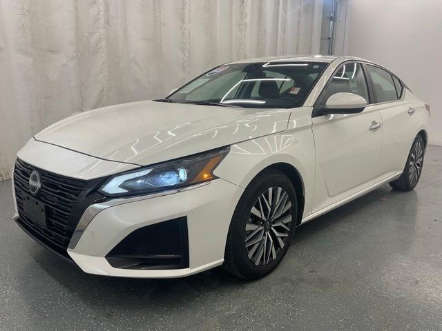 used 2023 Nissan Altima car, priced at $18,498