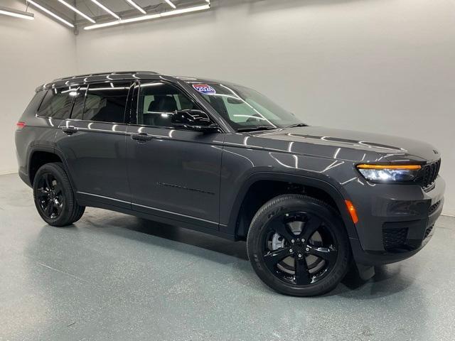 new 2024 Jeep Grand Cherokee L car, priced at $43,701