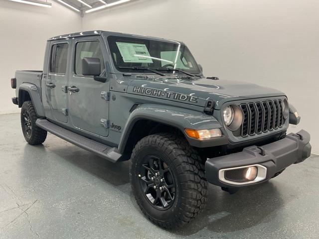 new 2025 Jeep Gladiator car, priced at $42,843