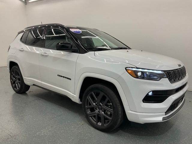 new 2025 Jeep Compass car, priced at $33,316