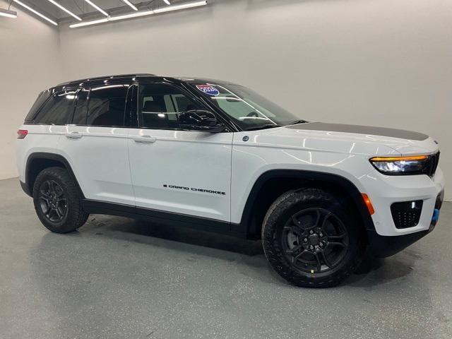 new 2024 Jeep Grand Cherokee 4xe car, priced at $57,052