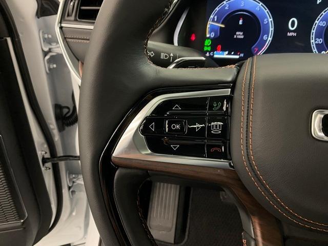 new 2025 Jeep Grand Cherokee car, priced at $58,425