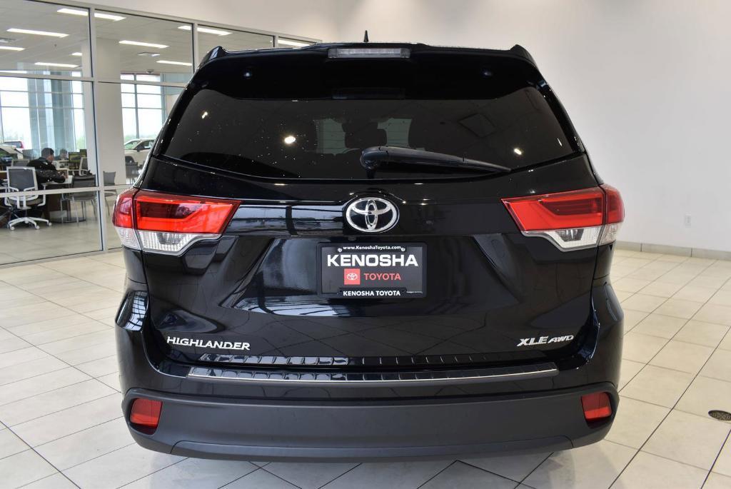 used 2019 Toyota Highlander car, priced at $28,990