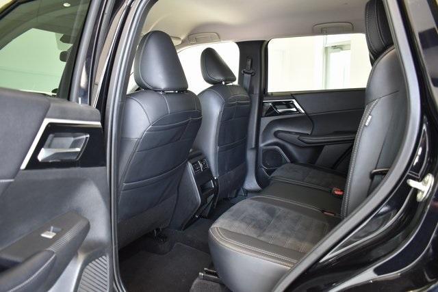 used 2024 Mitsubishi Outlander car, priced at $27,490