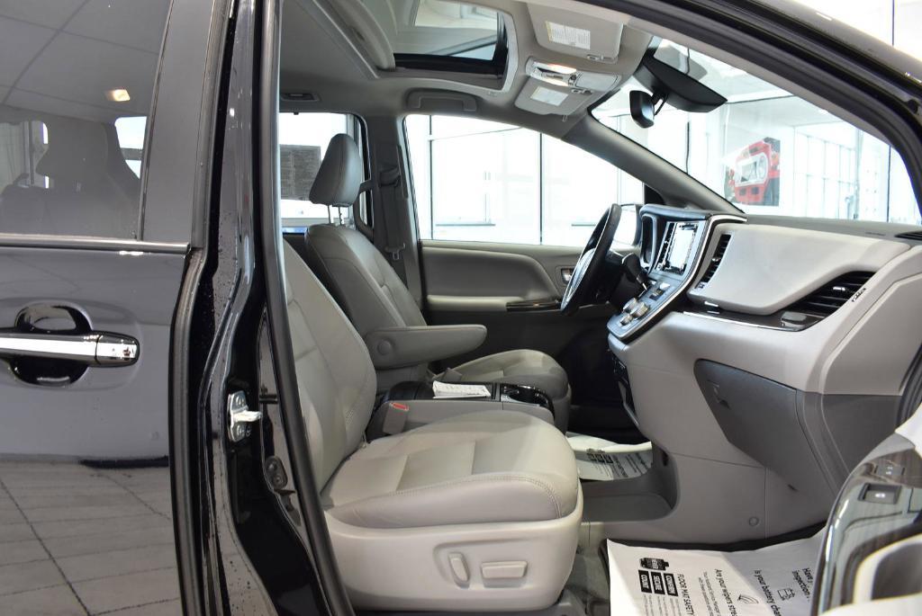 used 2020 Toyota Sienna car, priced at $33,690