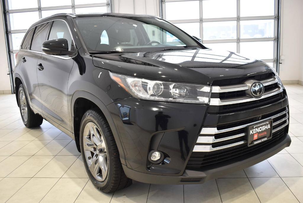 used 2019 Toyota Highlander car, priced at $25,490