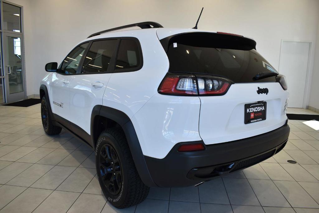 used 2022 Jeep Cherokee car, priced at $27,490