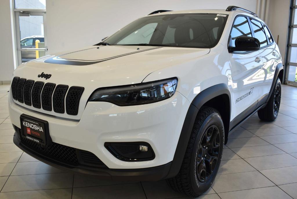 used 2022 Jeep Cherokee car, priced at $27,490