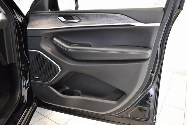 used 2022 Jeep Grand Cherokee L car, priced at $29,998