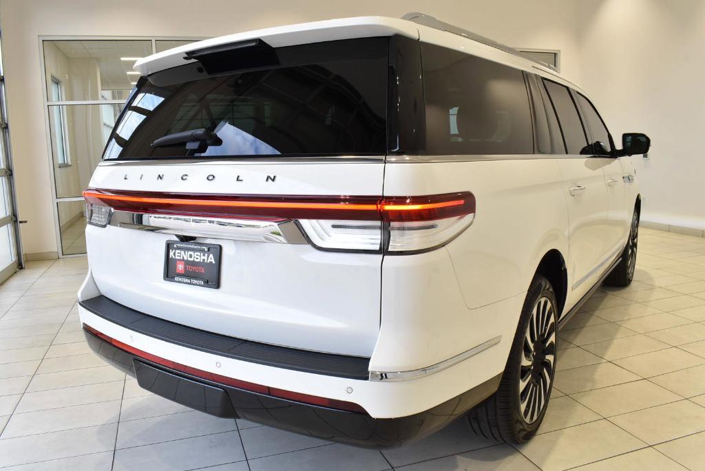 used 2024 Lincoln Navigator L car, priced at $79,990