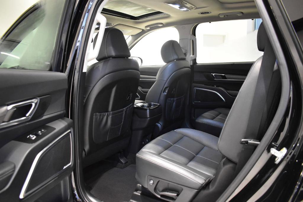 used 2022 Kia Telluride car, priced at $37,790