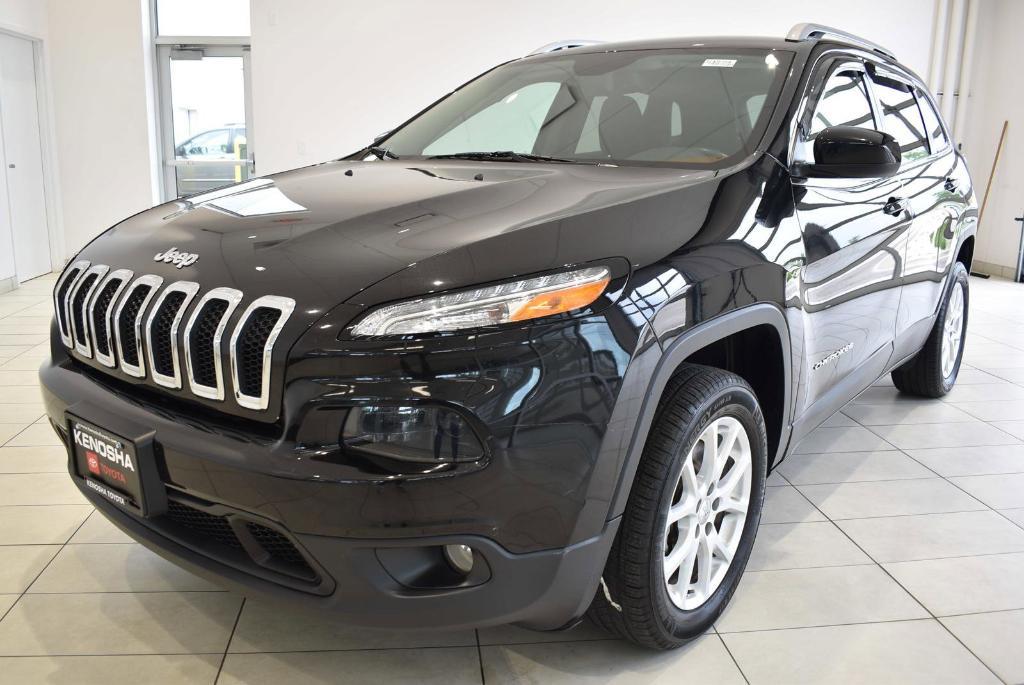 used 2016 Jeep Cherokee car, priced at $13,990