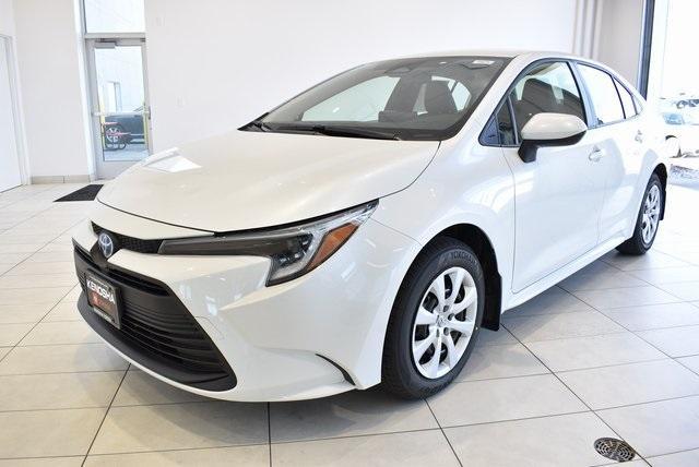 new 2025 Toyota Corolla Hybrid car